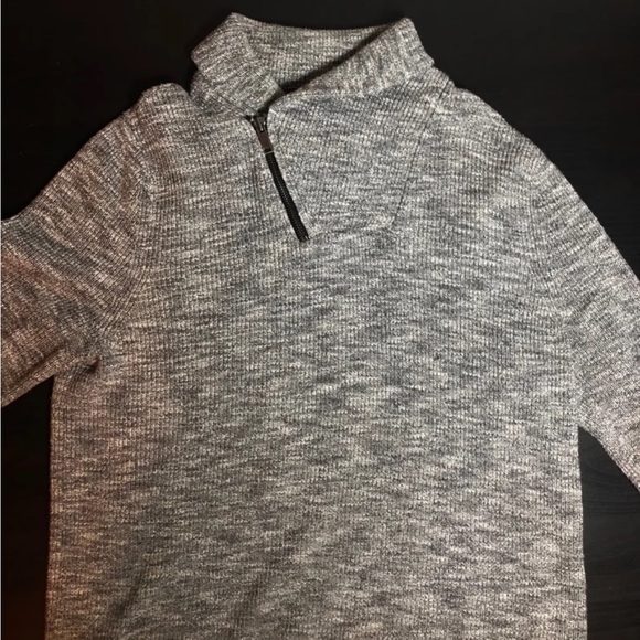 Express Long Sleeve Grey Sweater with Zipper Accent- Women’s Size M- Like New! - Picture 2 of 6